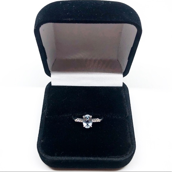 ❌SOLD❌ 10k White Gold Aquamarine & Diamond Ring - Picture 4 of 6